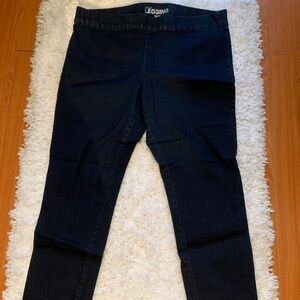 New York & Company Low Rise Leggings